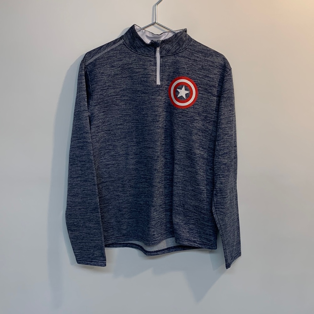 Marvel brand 1/4 zip size M Captain America pull over sweater blue/white/red